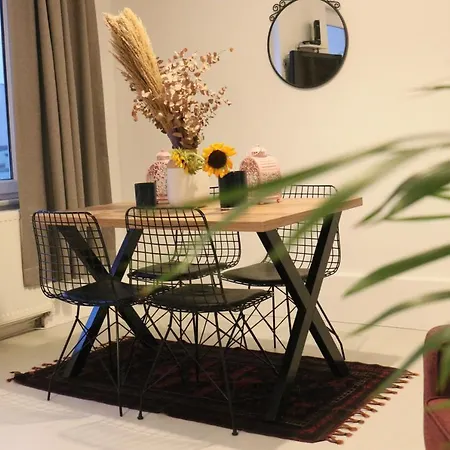 Cute Flat Cihangir Апартаменты Стамбул