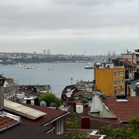Cute Flat Cihangir * Стамбул