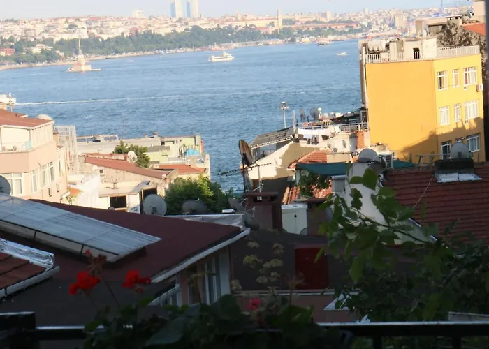 Cute Flat Cihangir Istanboel