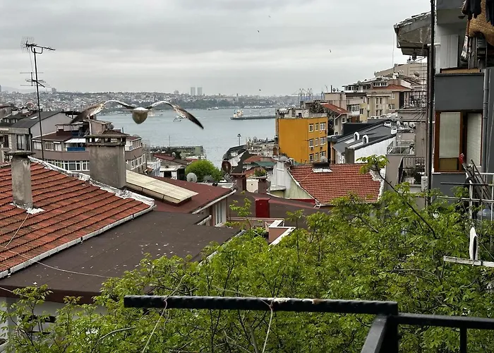 Cute Flat Cihangir Appartement Istanboel